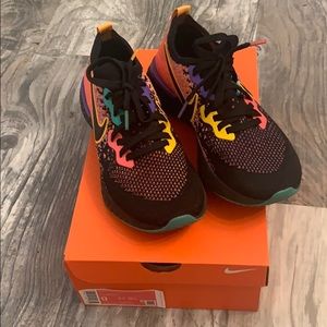 Nike epic react Flyknit 2 multicolor sz 9